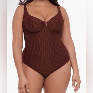 S3 Swim Textured Underwire One-Piece Swimsuit - NWT - Size XL